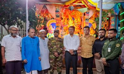 আশুগঞ্জে উৎসবমুখর পরিবেশে  দুর্গাপূজা অনুষ্ঠিত, উপজেলা প্রশাসনের সন্তোষ প্রকাশ