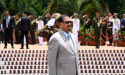 জাতীয় স্মৃতিসৌধে ভারপ্রাপ্ত রাষ্ট্রপতির শ্রদ্ধা