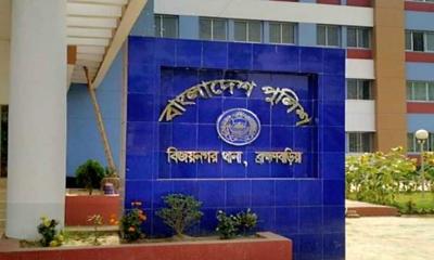 বিজয়নগরে আসামী ধরতে গিয়ে অটোচালককে মারধর, জনতার হাতে আটক এএসআই ও সোর্স