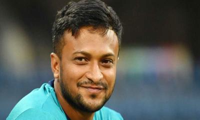 সাকিব আল হাসানসহ ১৫ জনের দেশত্যাগে নিষেধাজ্ঞা