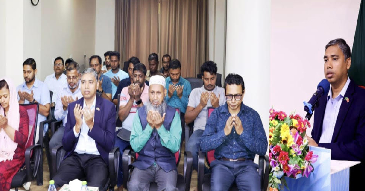 বিমান দুর্ঘটনায় নিহতদের স্মরণে মালদ্বীপে দোয়া মাহফিল 