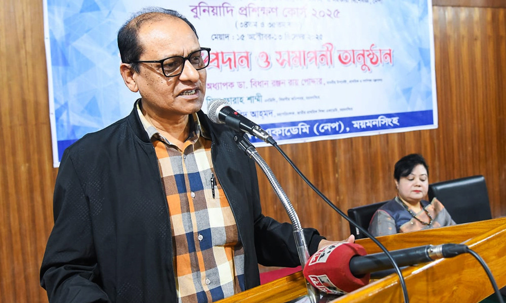 বছরের শুরুতেই শিক্ষার্থীরা নতুন বই পাবে : গণশিক্ষা উপদেষ্টা