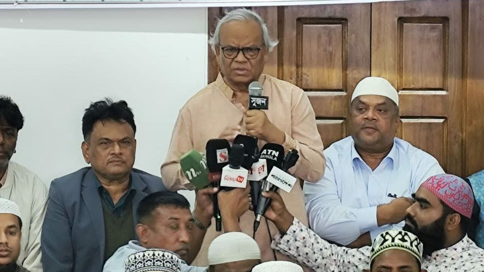 নারীবিদ্বেষী বক্তব্য ঢাকতেই স্বাধীনতার ঘোষক ইস্যু তুলছে জামায়াত: রিজভী