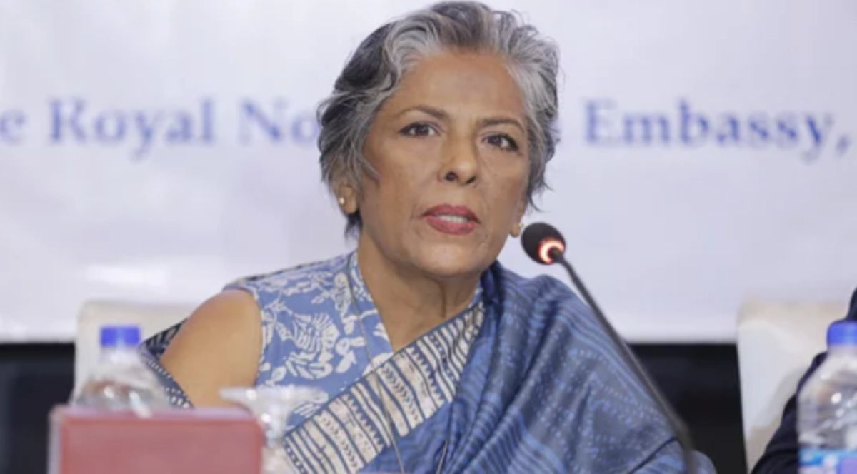 বুধবার মাতৃভূমিতে আসছেন উপদেষ্টা শারমীন এস মুরশিদ